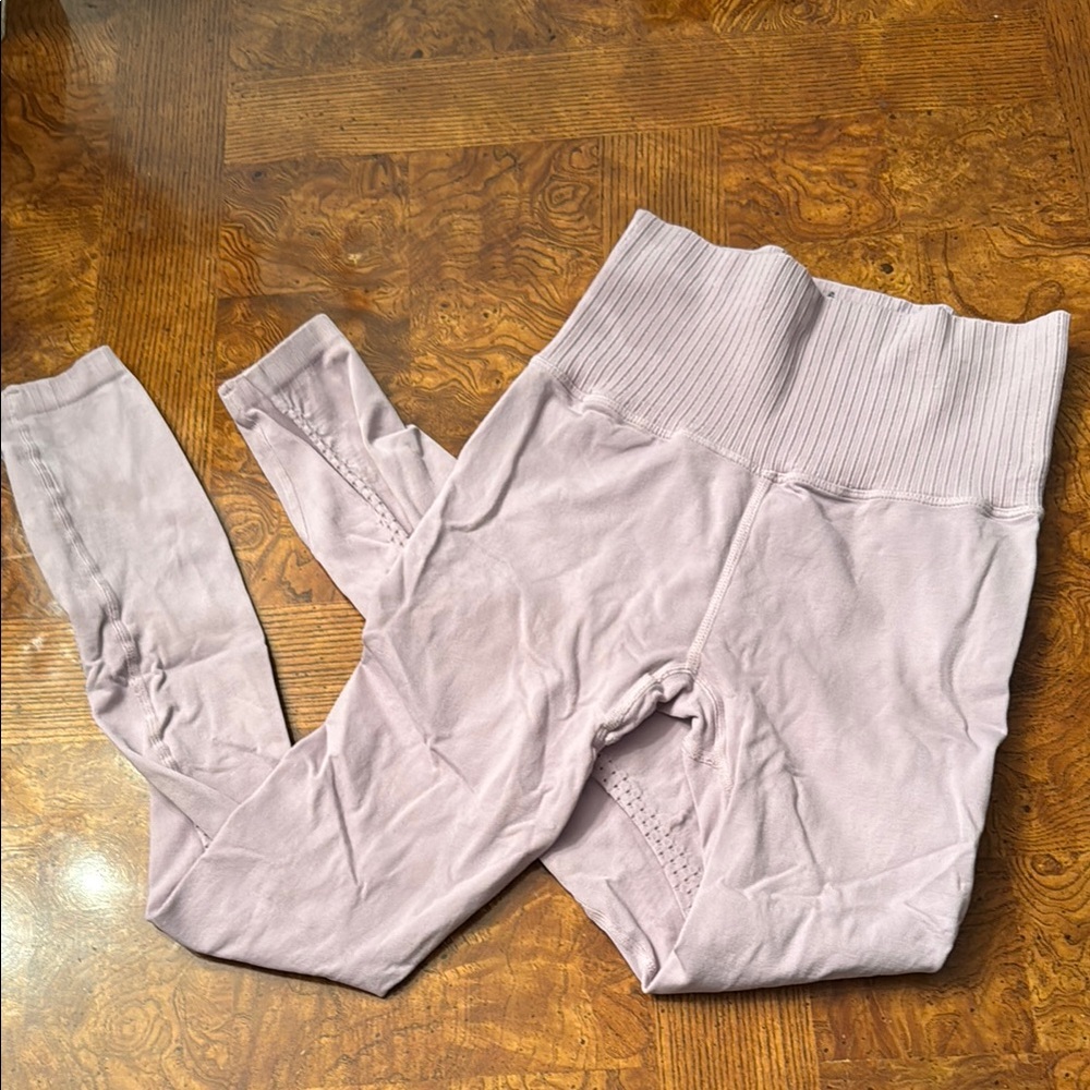 💜FP Movement Good Karma Lavender High-Waisted Leggings 💜